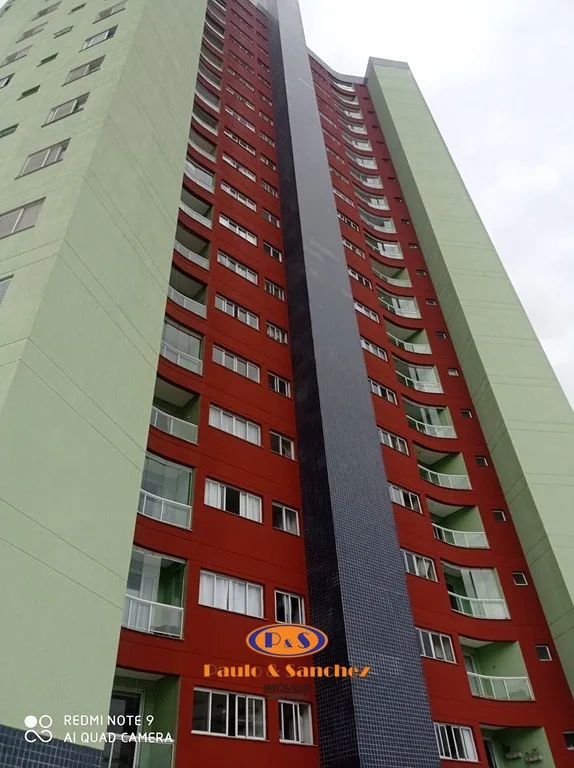 APARTAMENTO EM CONDOMÍNIO - 03 DORMITÓRIOS