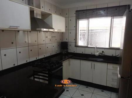 SOBRADO - OPORTUNIDADE!!!!!