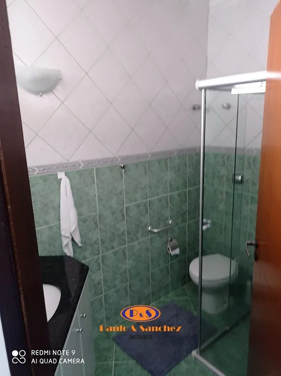 APARTAMENTO SEM CONDOMÍNIO - 03 DORMITÓRIOS