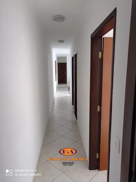 APARTAMENTO SEM CONDOMÍNIO - 03 DORMITÓRIOS
