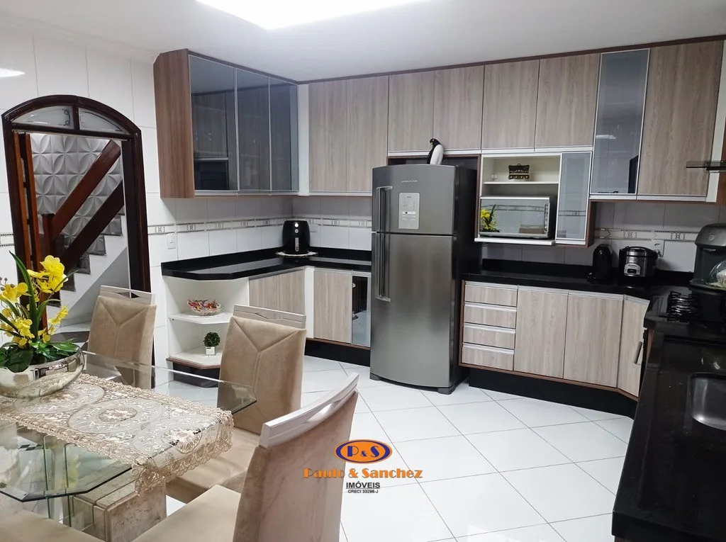 SOBRADO MOBILIADO!!!!