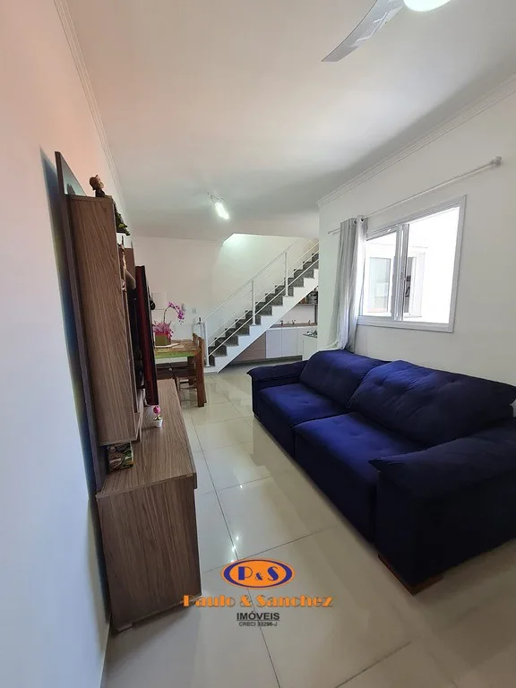 COBERTURA SEM CONDOMÍNIO - 02 DORMITÓRIOS