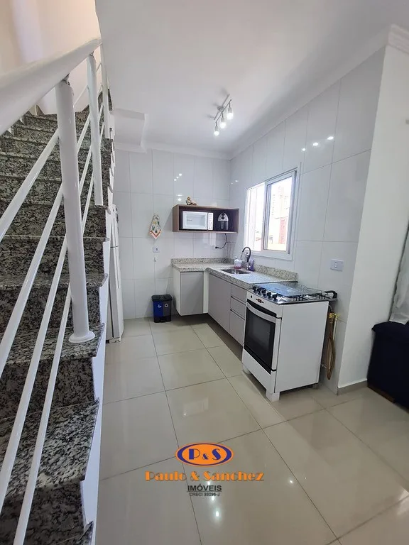 COBERTURA SEM CONDOMÍNIO - 02 DORMITÓRIOS