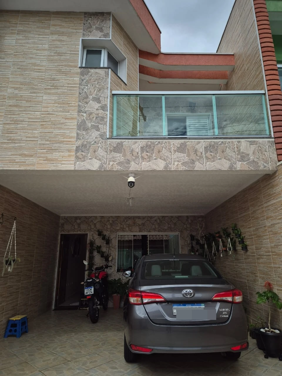 SOBRADO - 3 DORMITÓRIOS