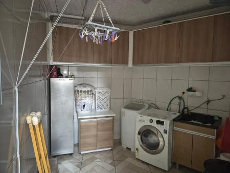 SOBRADO - 3 DORMITÓRIOS