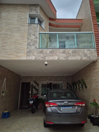 SOBRADO - 3 DORMITÓRIOS