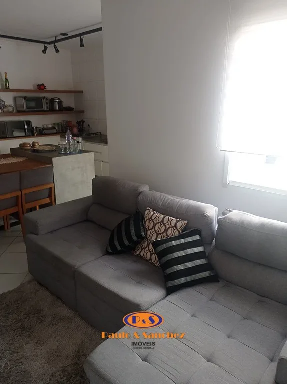 APARTAMENTO SEM CONDOMÍNIO - 02 DORMITÓRIOS