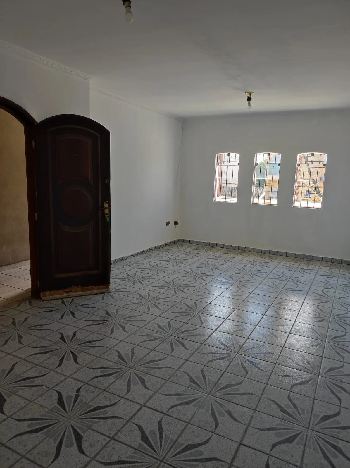 SOBRADO - 4 DORMITÓRIOS