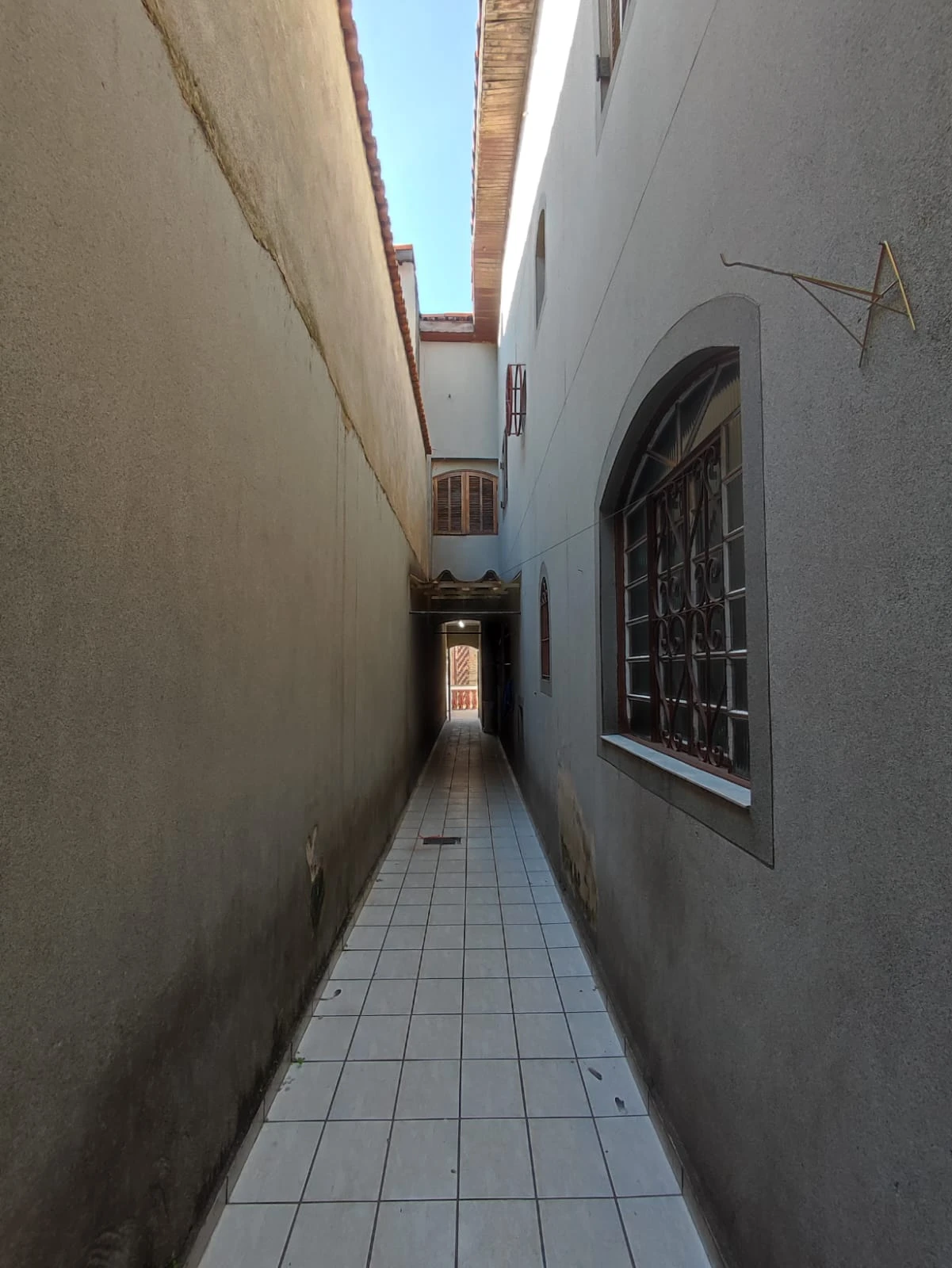 SOBRADO - 4 DORMITÓRIOS