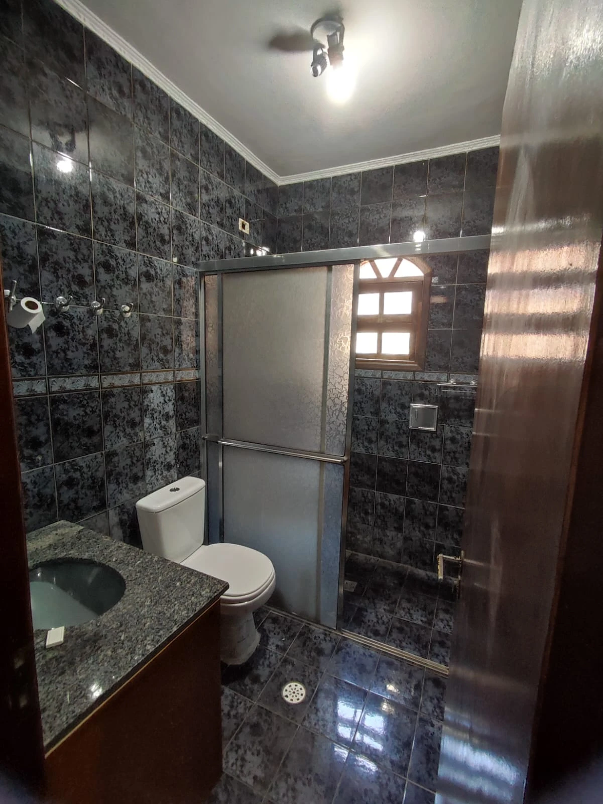 SOBRADO - 4 DORMITÓRIOS