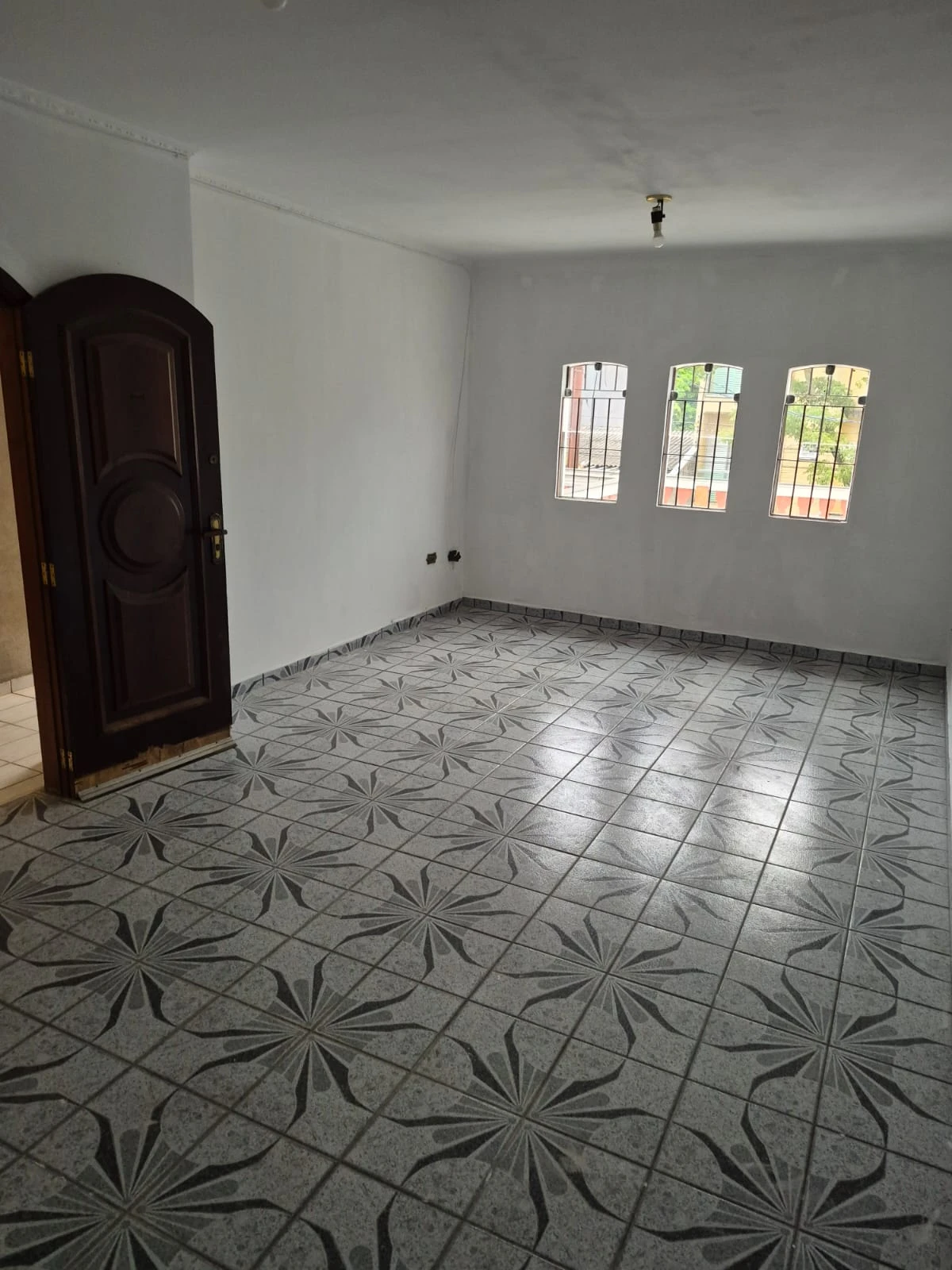 SOBRADO - 4 DORMITÓRIOS