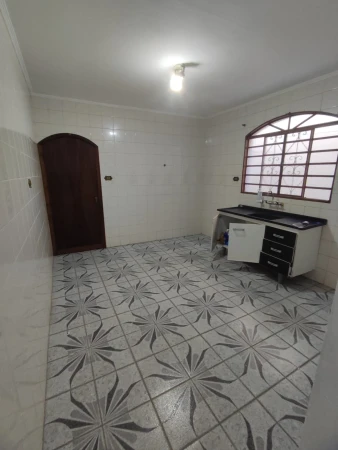 SOBRADO - 4 DORMITÓRIOS