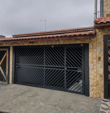 SOBRADO - 3 DORMITÓRIOS