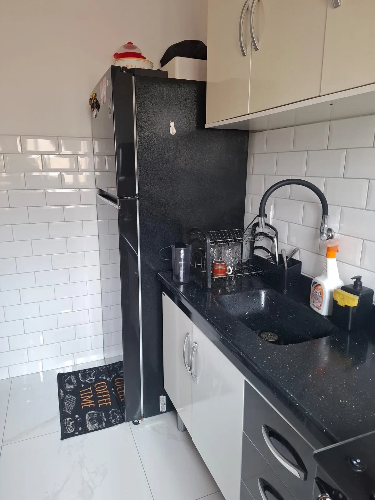 APARTAMENTO EM CONDOMÍNIO