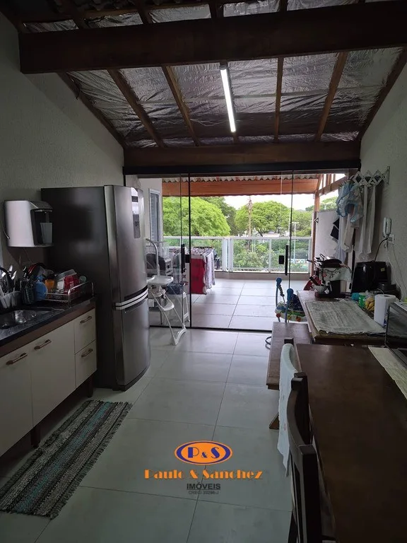 COBERTURA SEM CONDOMÍNIO - PRÉDIO COM ELEVADOR