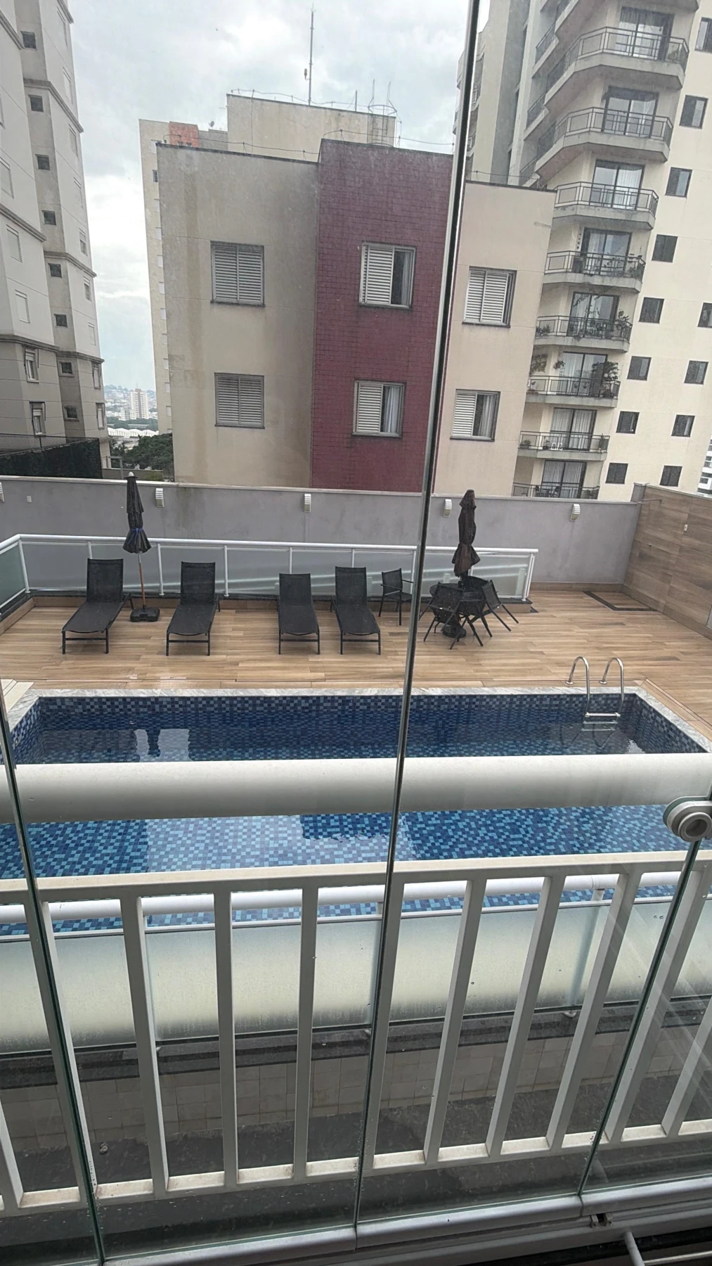 APARTAMENTO EM CONDOMÍNIO - NOVO