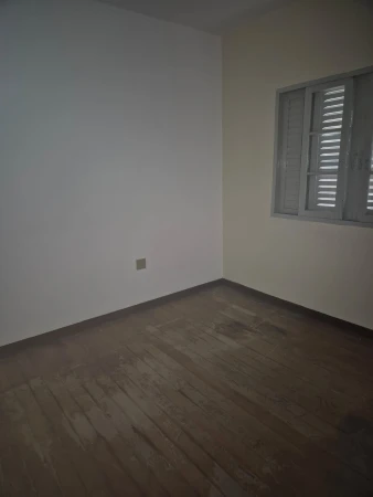 CASA TÉRREA - FRENTE E FUNDOS