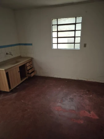 CASA TÉRREA - FRENTE E FUNDOS