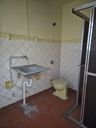 CASA TÉRREA - FRENTE E FUNDOS