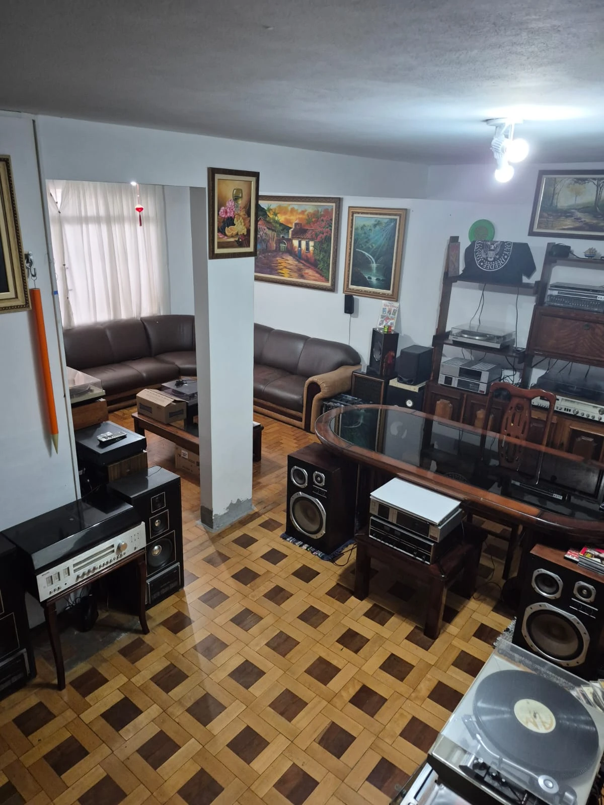 SOBRADO - 4 DORMITÓRIOS!!!