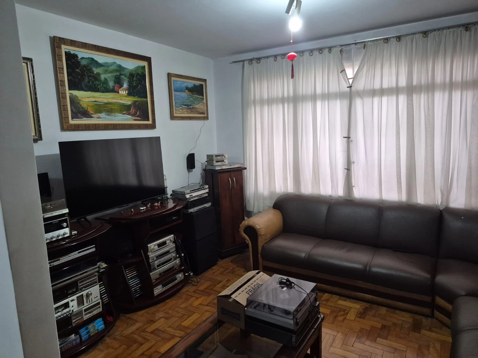 SOBRADO - 4 DORMITÓRIOS!!!