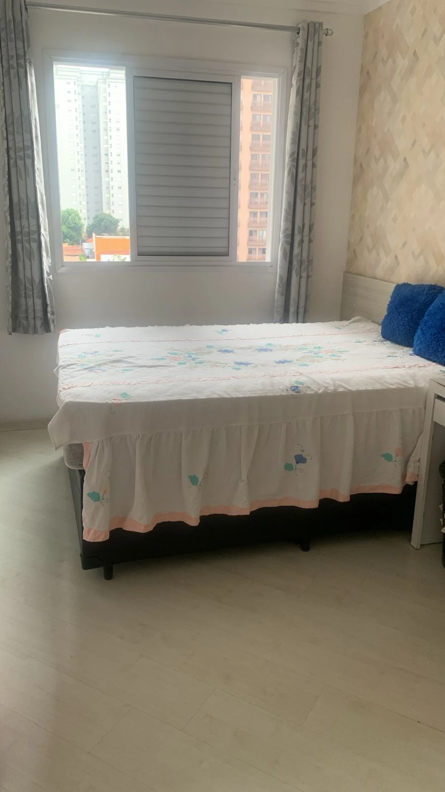 APARTAMENTO EM CONDOMÍNIO