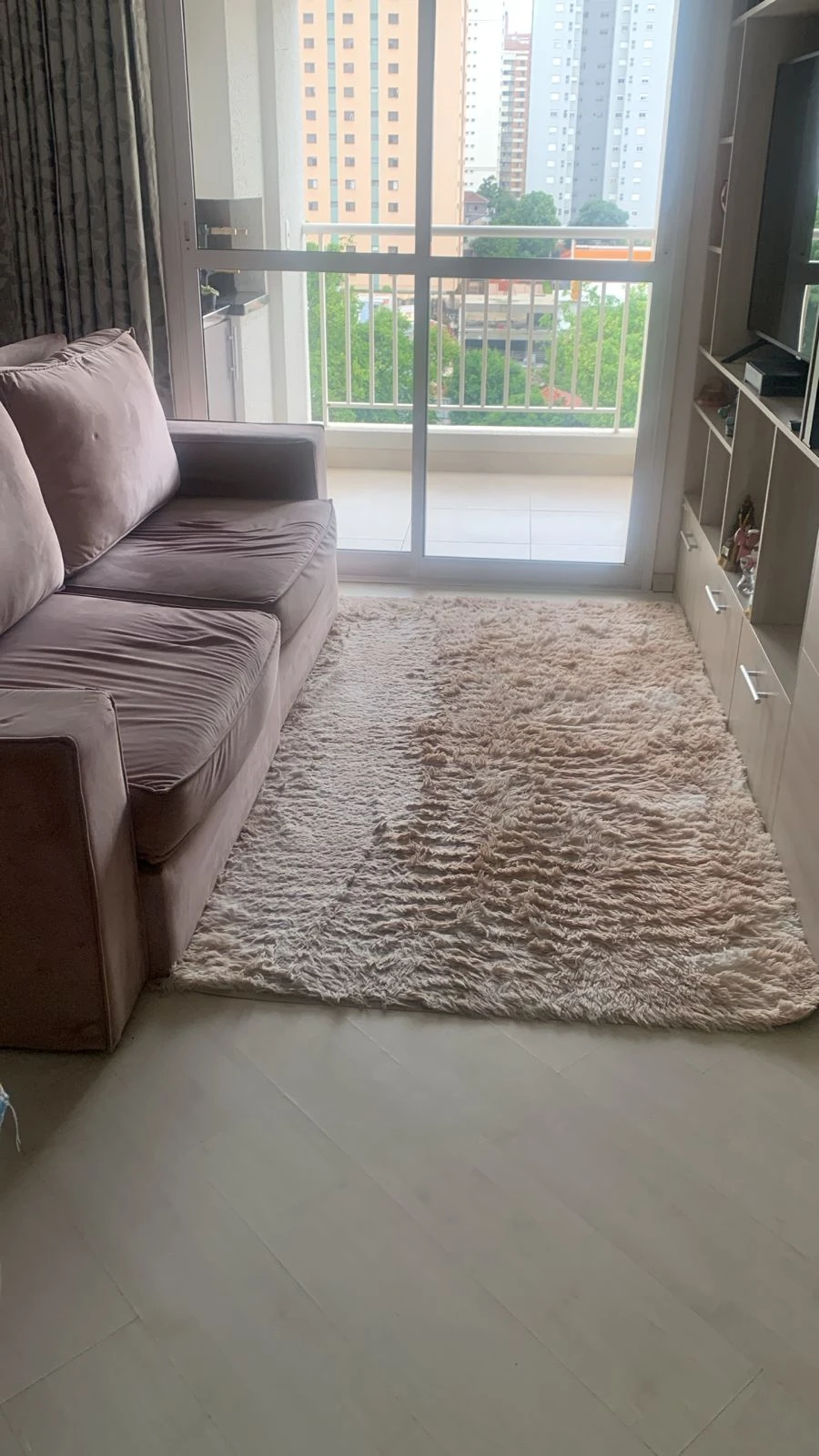 APARTAMENTO EM CONDOMÍNIO