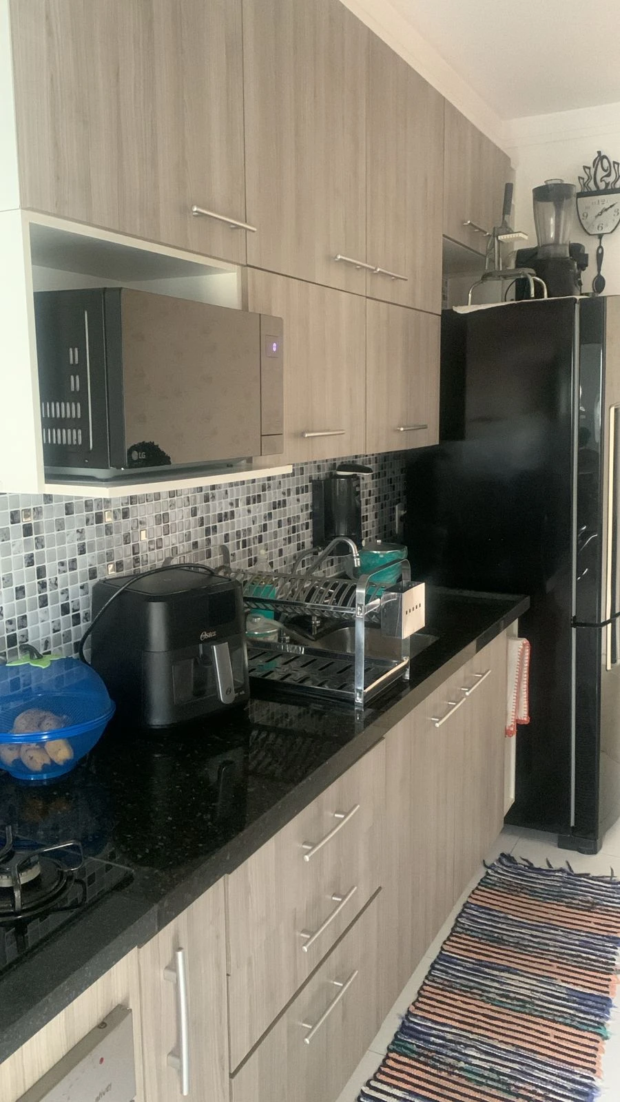 APARTAMENTO EM CONDOMÍNIO