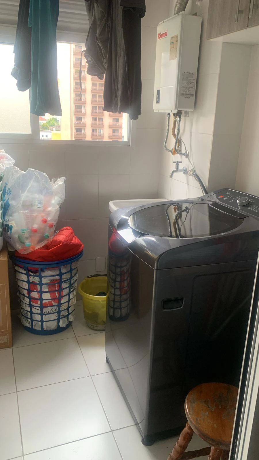 APARTAMENTO EM CONDOMÍNIO