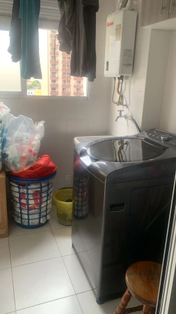 APARTAMENTO EM CONDOMÍNIO