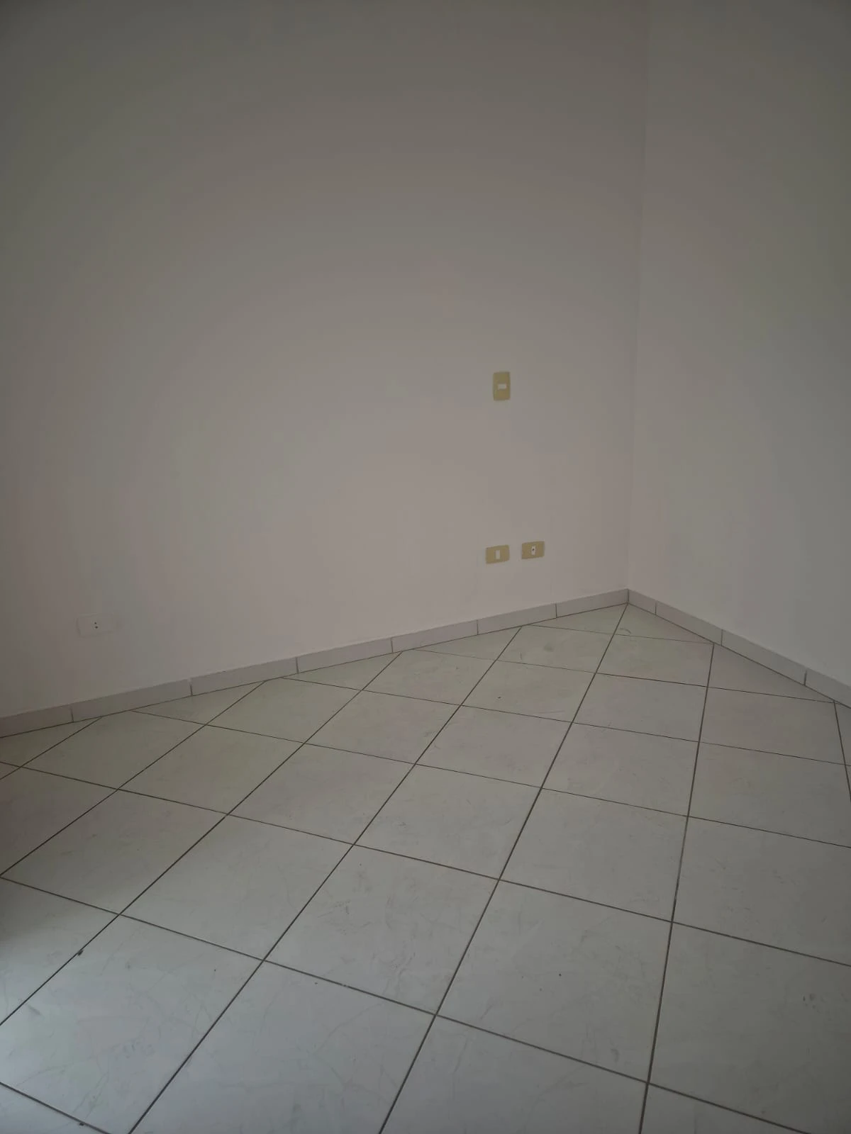 COBERTURA SEM CONDOMÍNIO