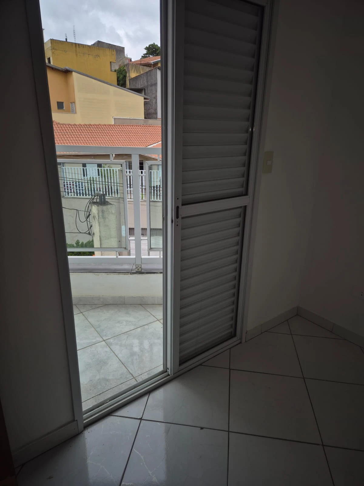 COBERTURA SEM CONDOMÍNIO