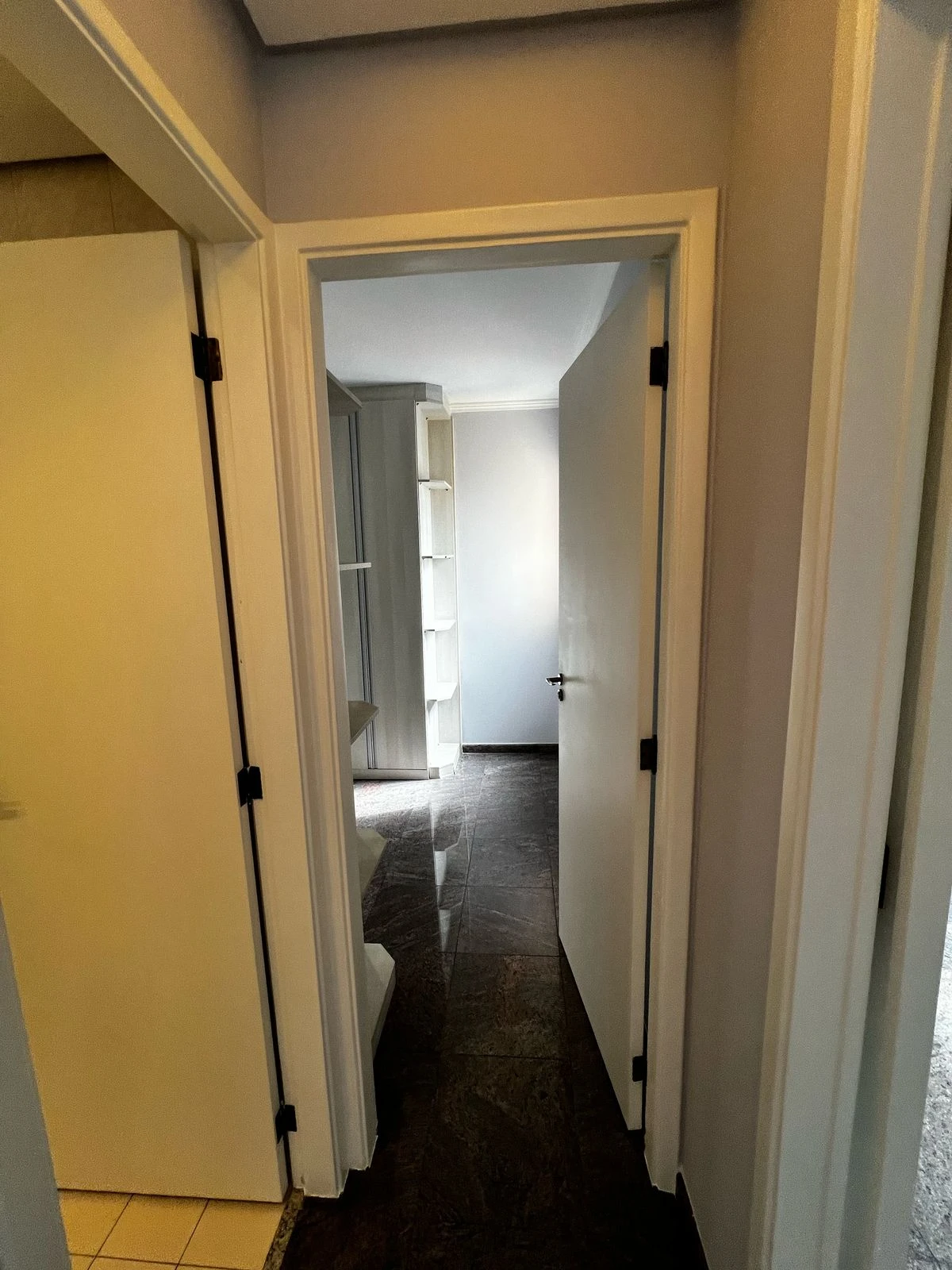 APARTAMENTO EM CONDOMÍNIO