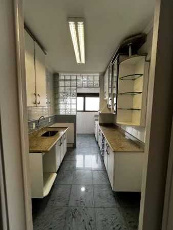 APARTAMENTO EM CONDOMÍNIO