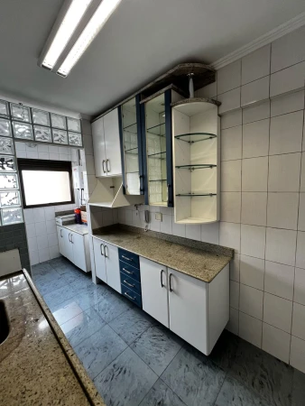 APARTAMENTO EM CONDOMÍNIO