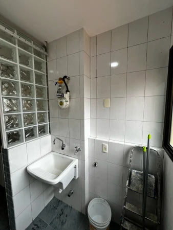 APARTAMENTO EM CONDOMÍNIO