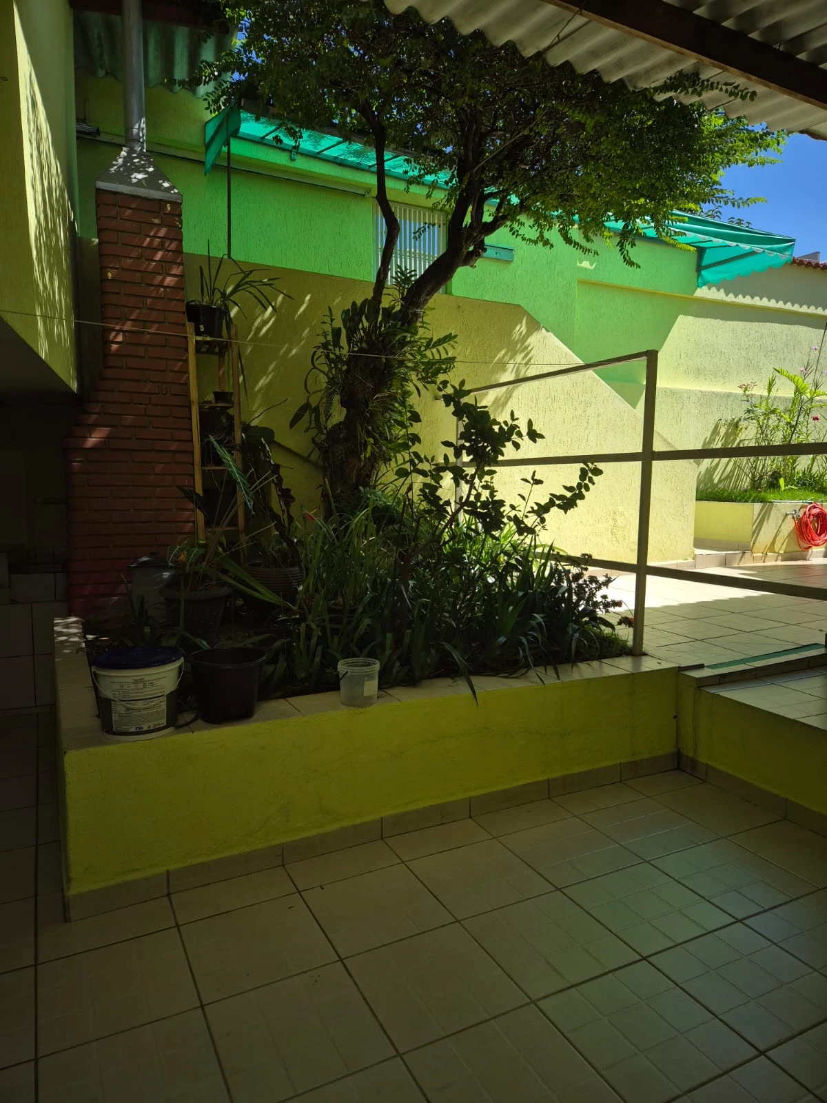 CASA TÉRREA - 3 DORMITÓRIOS!