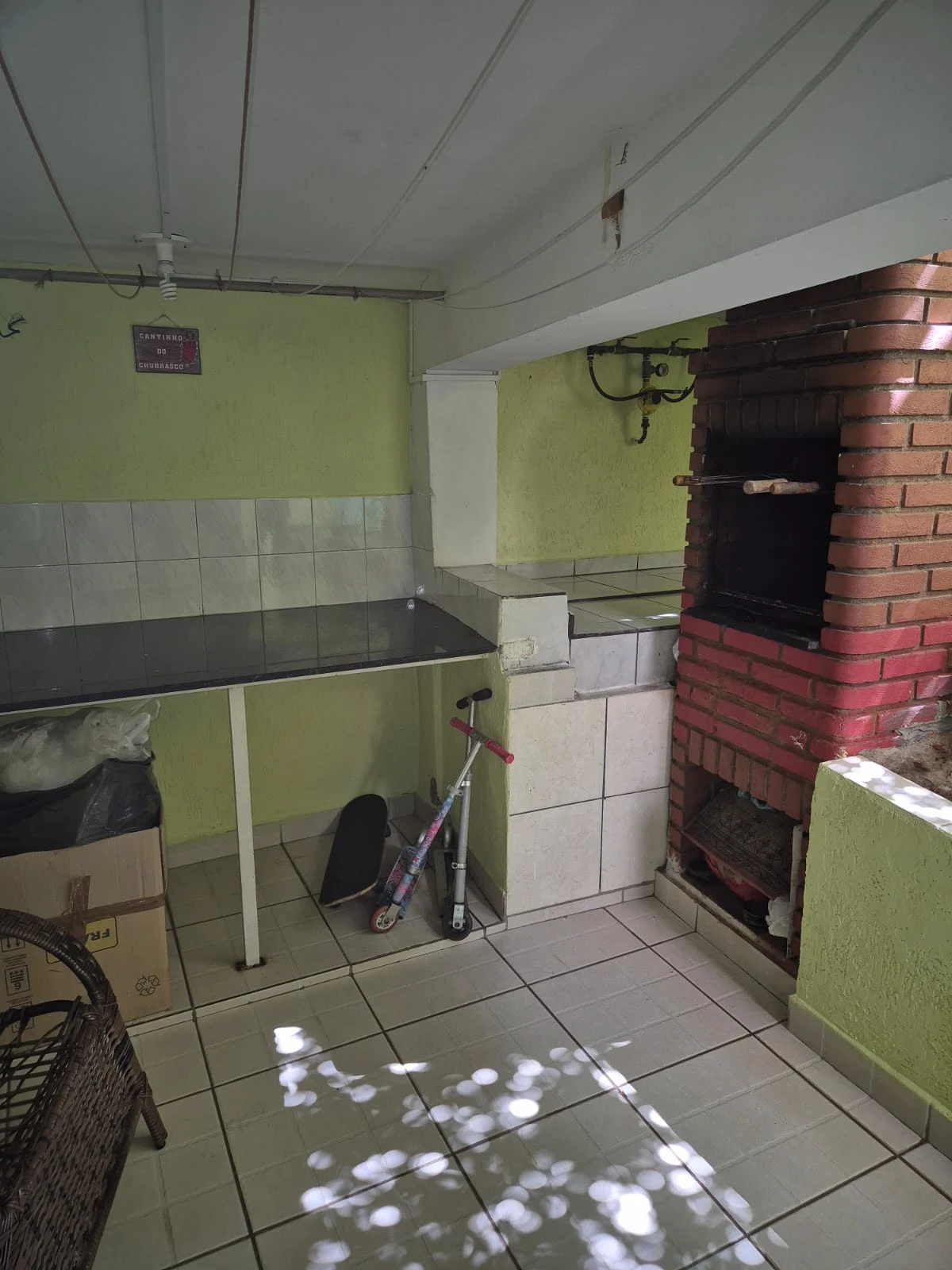 CASA TÉRREA - 3 DORMITÓRIOS!