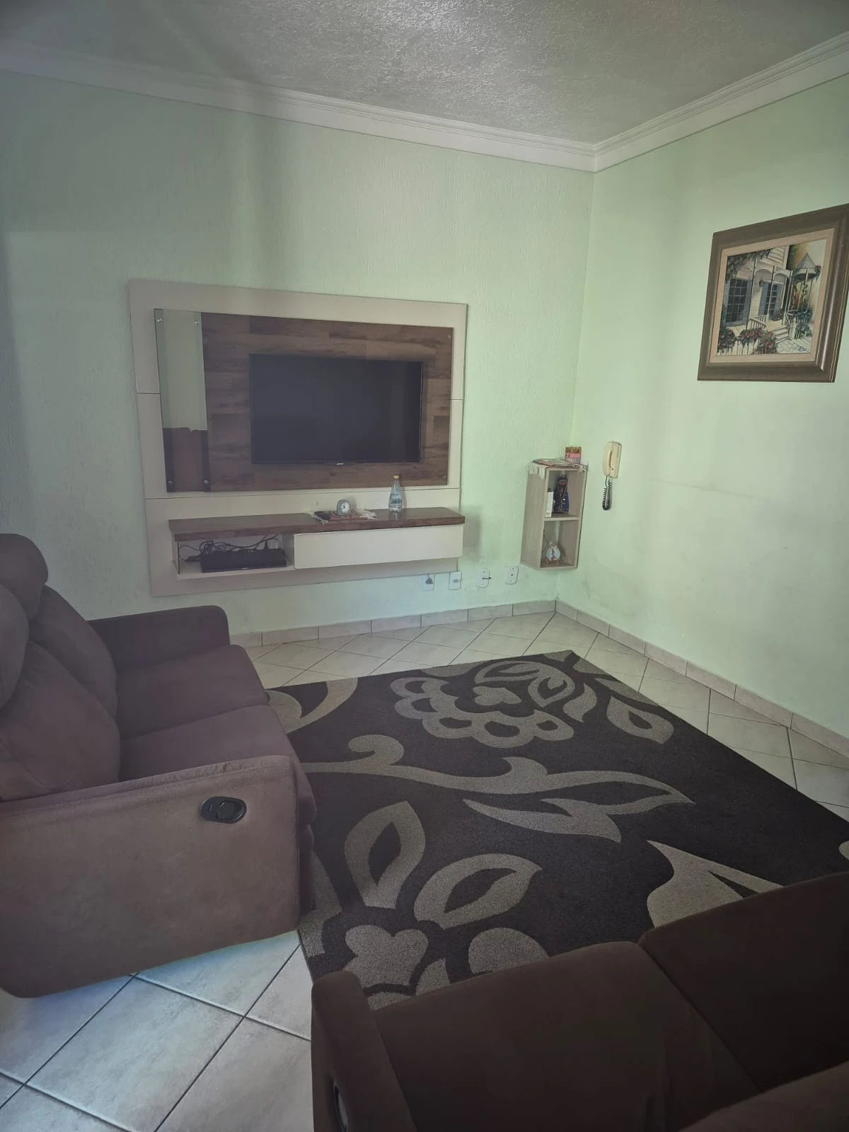 CASA TÉRREA - 3 DORMITÓRIOS!