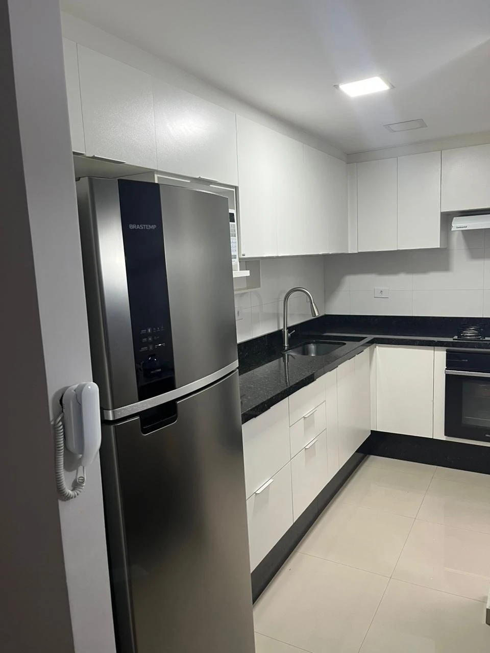 APARTAMENTO SEM CONDOMÍNIO