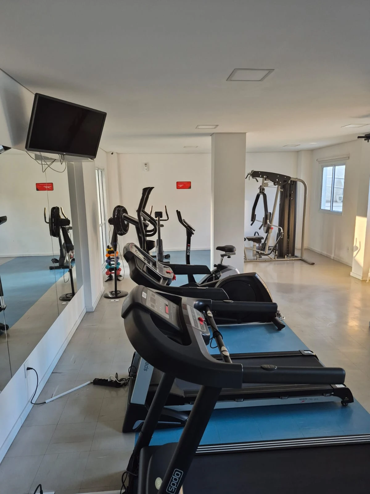 APARTAMENTO EM CONDOMÍNIO