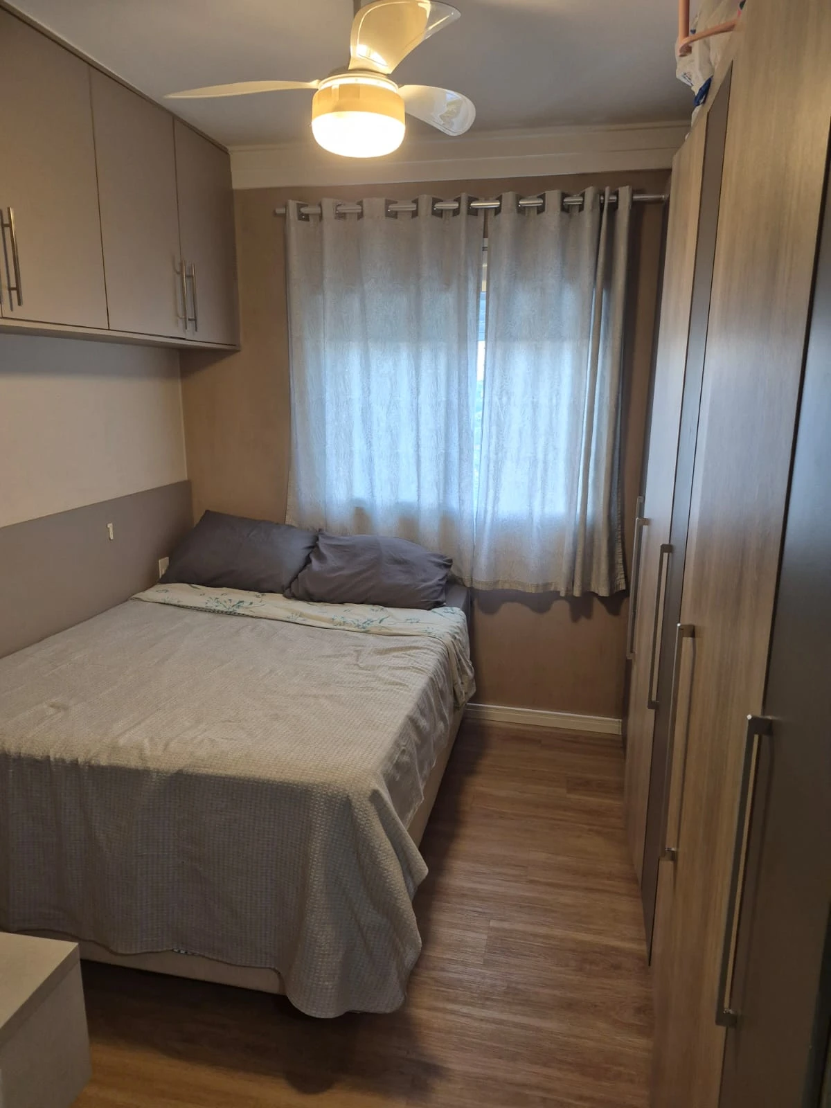 APARTAMENTO EM CONDOMÍNIO