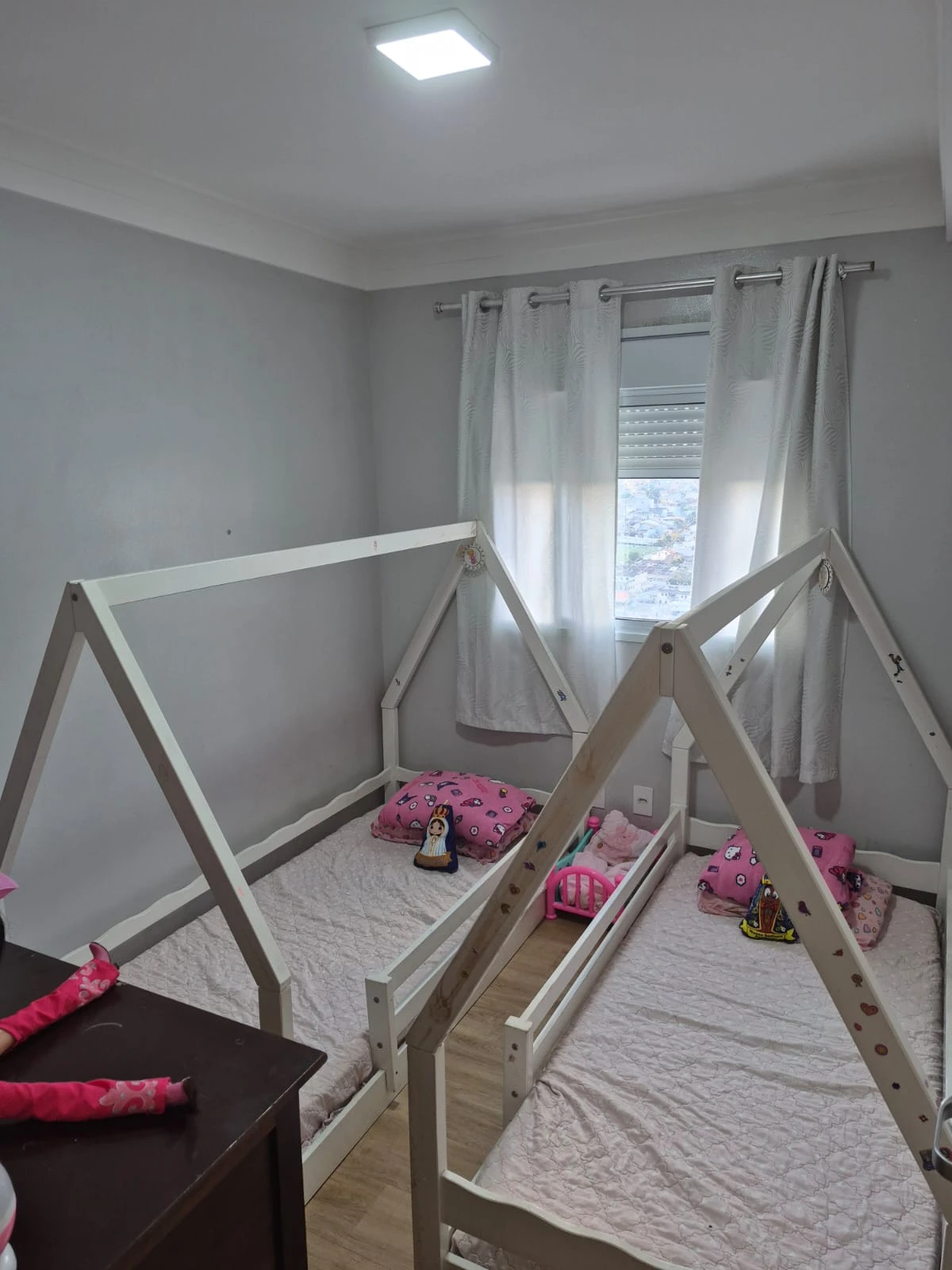 APARTAMENTO EM CONDOMÍNIO