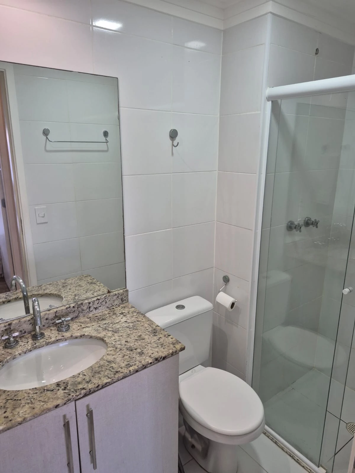 APARTAMENTO EM CONDOMÍNIO
