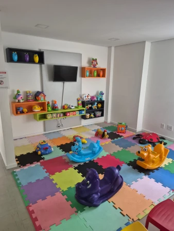 APARTAMENTO EM CONDOMÍNIO