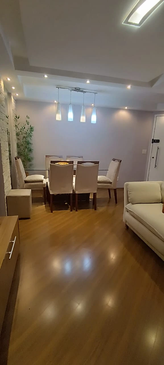 APARTAMENTO EM CONDOMÍNIO - 3 DORMITÓRIOS