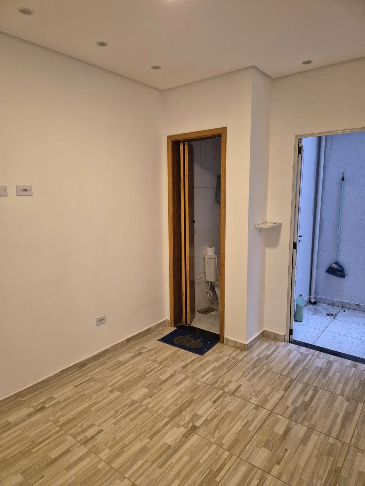 APARTAMENTO SEM CONDOMÍNIO