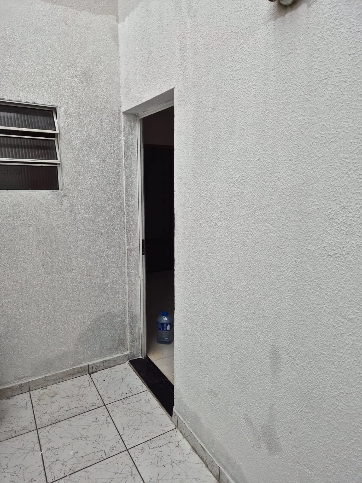 APARTAMENTO SEM CONDOMÍNIO