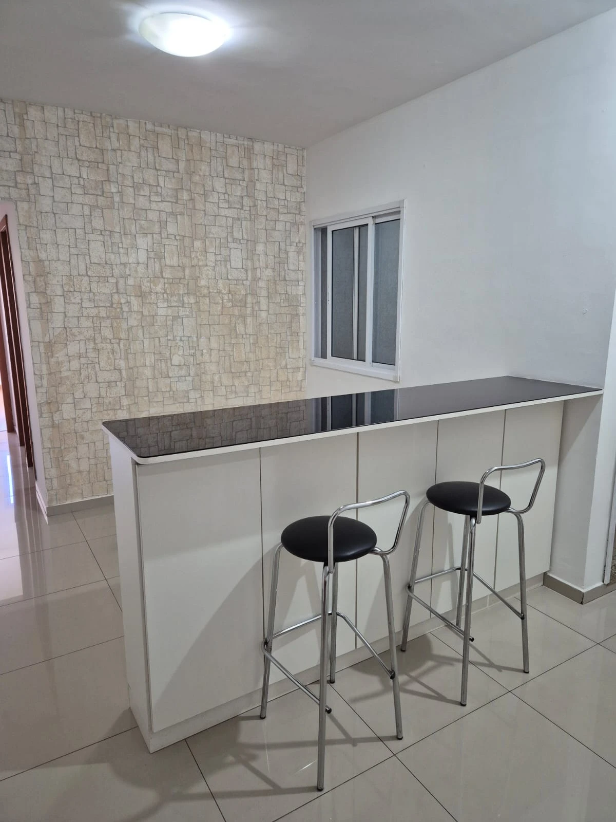 APARTAMENTO SEM CONDOMÍNIO