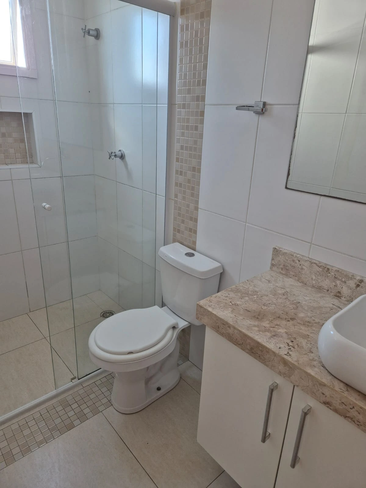APARTAMENTO SEM CONDOMÍNIO